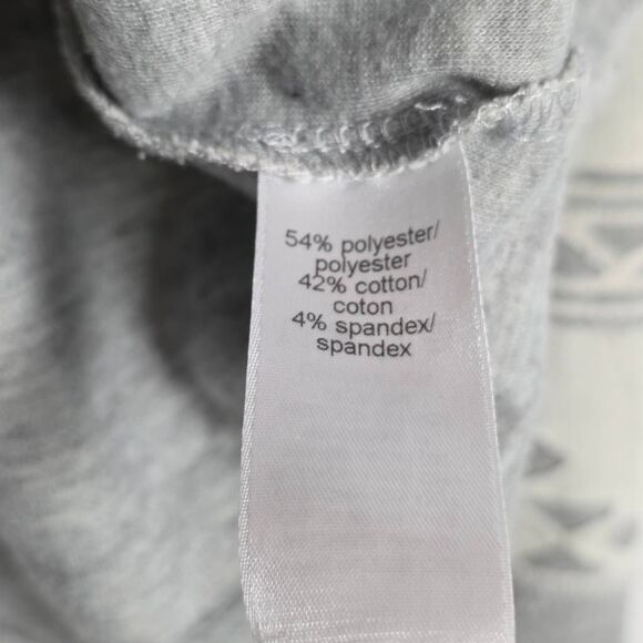 Maurices Aztec Print Lightweight Sweater XL Gray - Picture 7 of 8